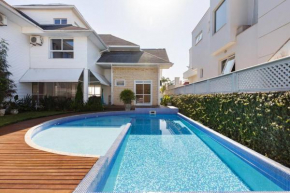 CASA 7 QUARTOS, 50 MTS DA praia